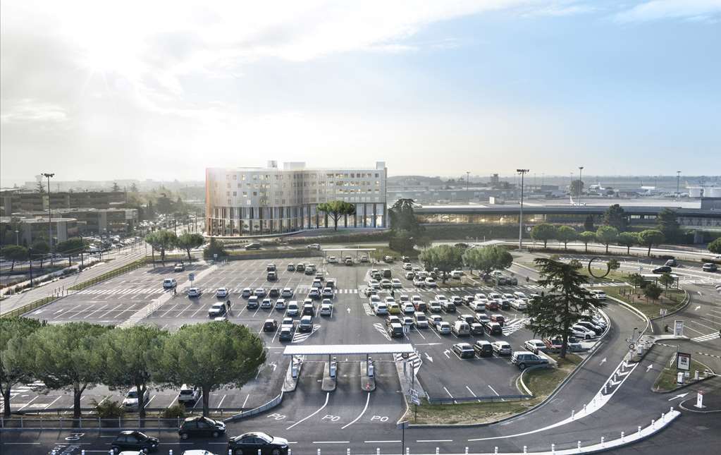 Nh Toulouse Airport Hotel Blagnac Exterior foto